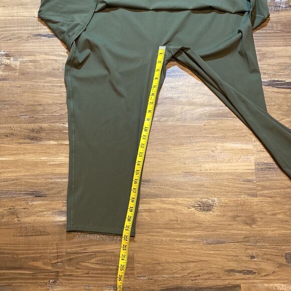 Zuda 2 In 1 Athletic Skirt Legging  Skirted Cropped Leggings Green 3X - Picture 10 of 12